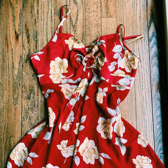 Victoria's Secret Other - Victoria’s Secret GORGEOUS NWT Red Floral Slip